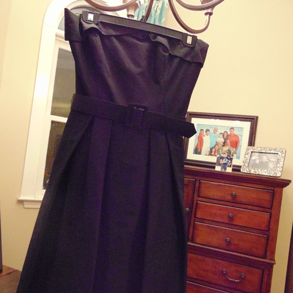 White House Black Market Dresses & Skirts - White House Black Market black cocktail dress